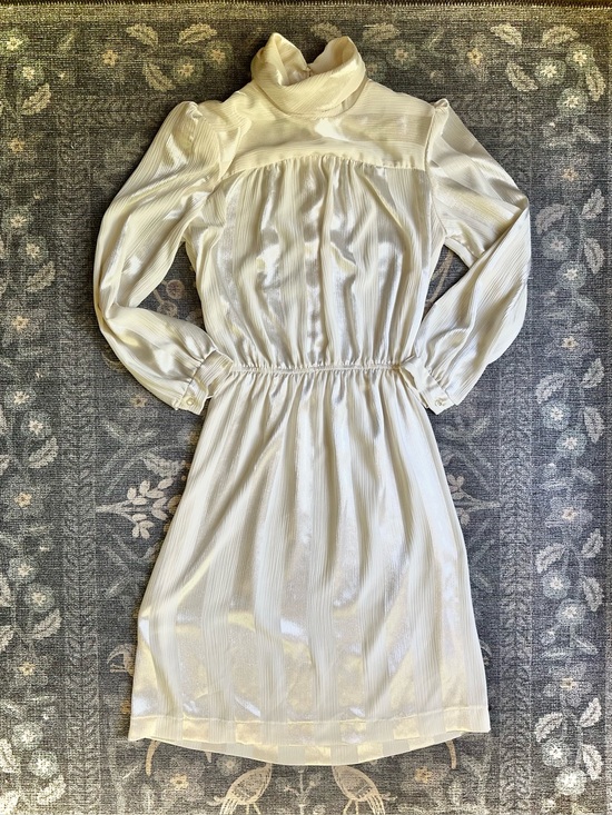 Vintage Dresses & Skirts - Vintage Just In Thyme LTD Cream Turtleneck Neck Long Sleeve Elastic Waist Dress